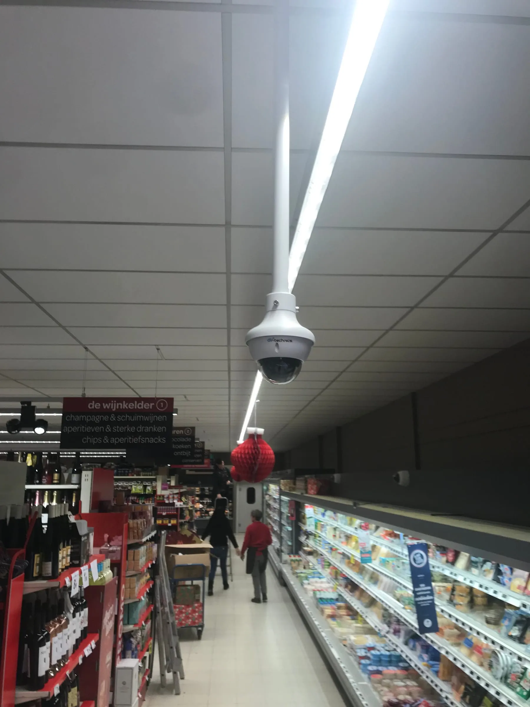 Camerabewaking in een supermarkt in Evergem, geplaatst door dV Security